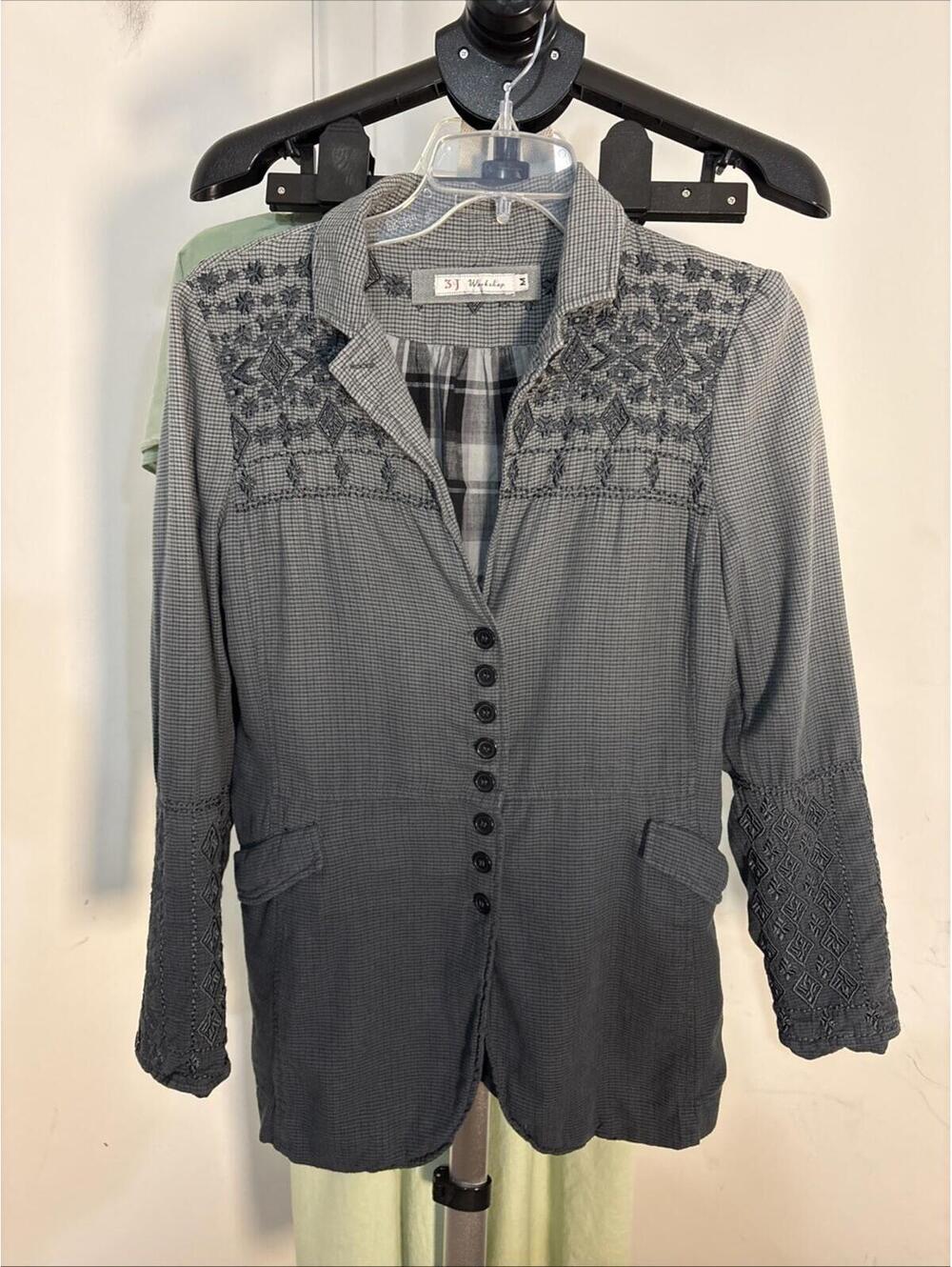 Rare Johnny Was Gray ombre model NWOT Embroidered Tailored Sleeves Stunning Sz M